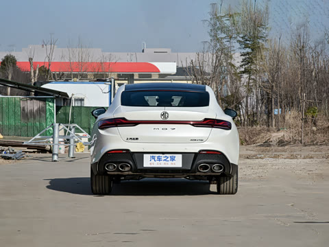 2026�� 2.0T 405 AT������