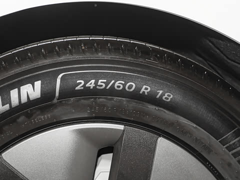 2025�� Ultra ���ܻ��°�