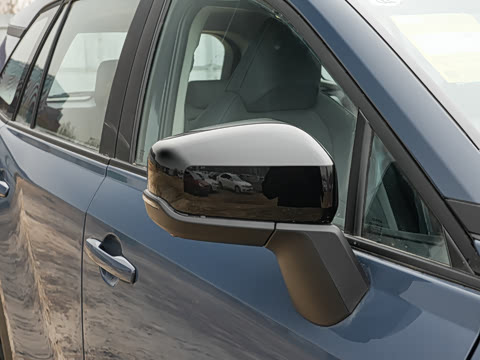 2026�� 2.0L ����������