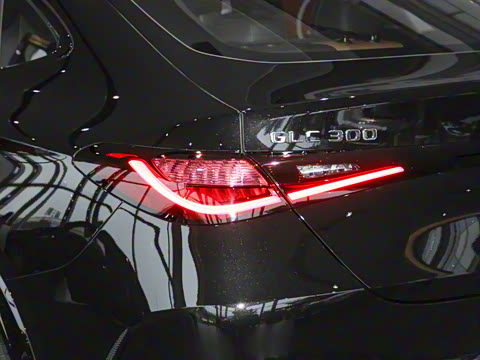 2026�� GLC 300 4MATIC ����SUV