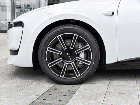 2026�� �ȷ�quattro��