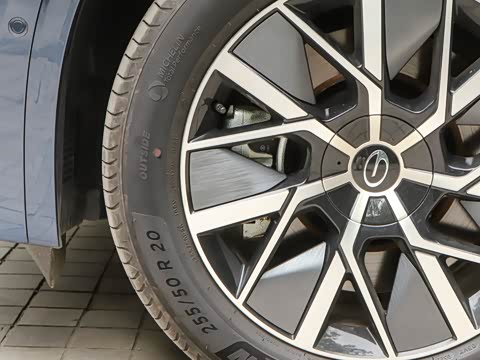 2025�� Ǭ�� UItra 5��