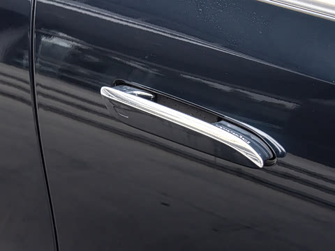 2026�� E 300 L ������