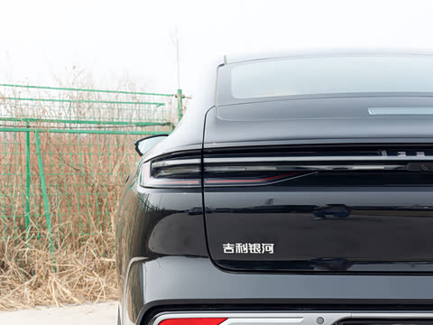 2026�� 225km EM-i Զ����Զ���