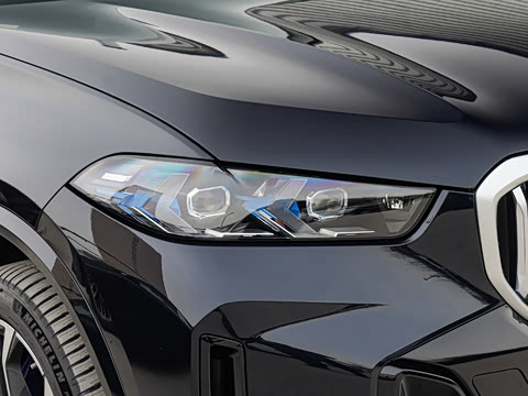 2026�� �Ŀ� xDrive 40Li M�˶���ҹ��װ