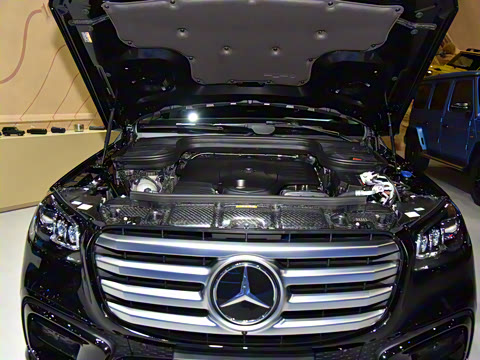 2026�� GLS 450 4MATIC ������