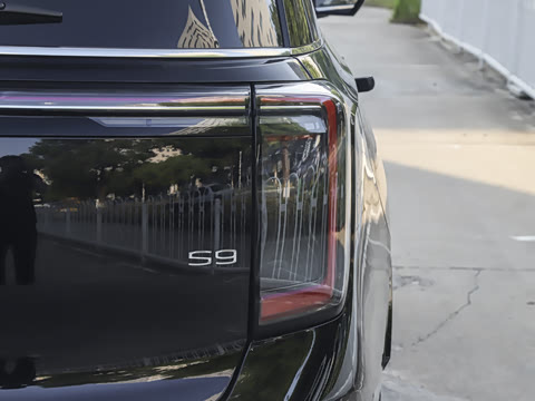 2025�� Ǭ�� Max 5��