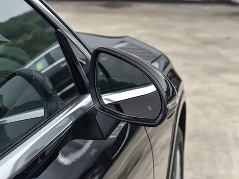 2026�� �Ŀ� GLC 300 L 4MATIC ������ 7��