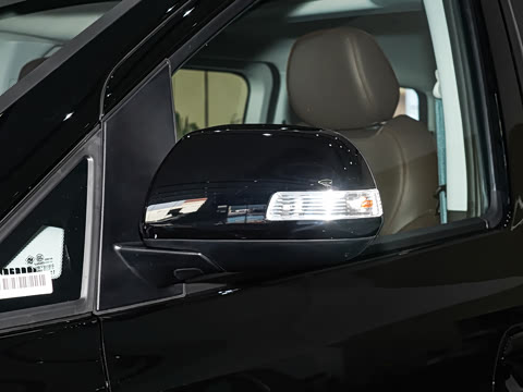 2027�� 2.0L ������ 7��