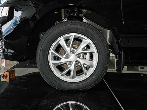 2027�� 2.0L ������ 7��