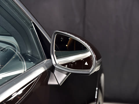 2026�� GLC 300 L 4MATIC ������