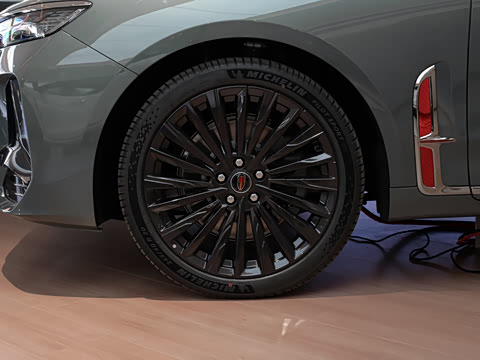 2025�� �Ŀ� 2.0T ��������˽�����а� 5��