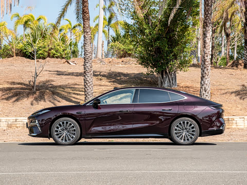 2026�� 225km EM-i Զ�����ǺӰ�