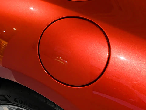 2026�� 3.9T V8 Spider