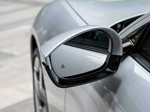 2026�� 3.9T V8 ��׼��
