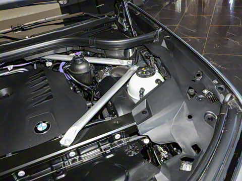 2024�� xDrive40i �����ͺ�����װ