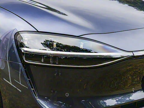 2025�� ���� Ultra��������