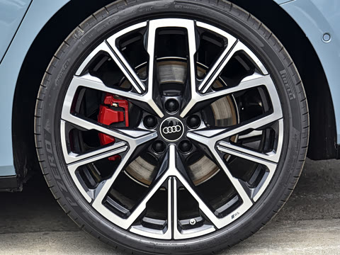 2026�� TFSI quattro 200kW �콢��