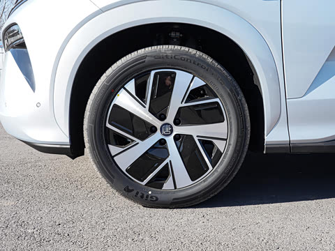 2025�� EV 670KM�����״�������