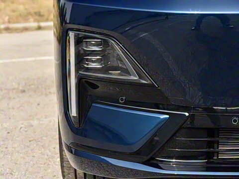 2025�� �Ŀ� ����Max