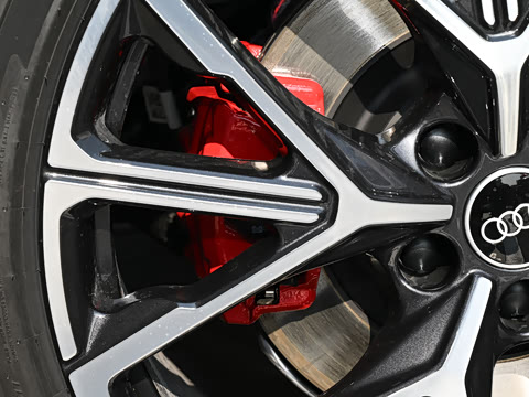 2026�� TFSI quattro 200kW �콢��