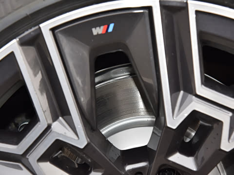 2026�� �Ŀ� 530Li ������ M�˶���װ