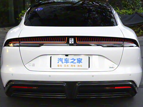 2025�� PHEV ����������