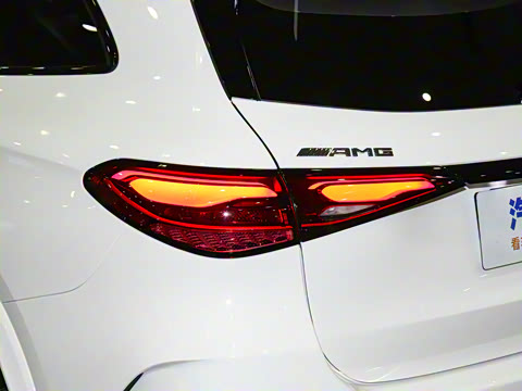 2025 AMG GLC 43 4MATIC