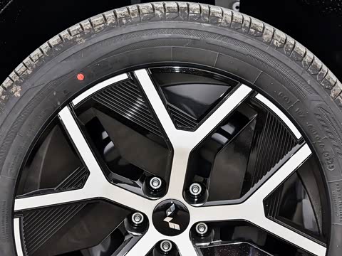 2026�� 1.5T 6MT ������ 