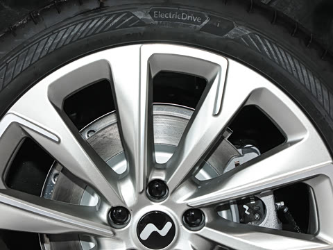 2025�� 60kWh ������