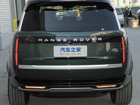 2026�� 3.0 L6 400PS AB�����