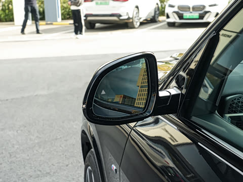 2026 xDrive 40Li M˶ҹװ