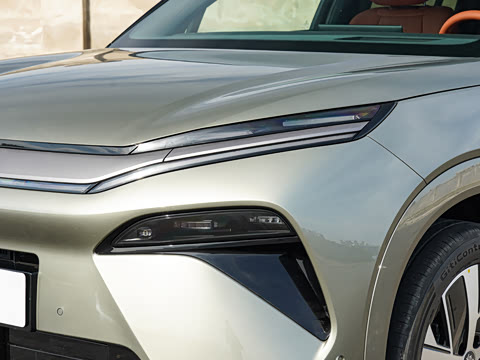 2025�� DM 215KM�����״��콢��