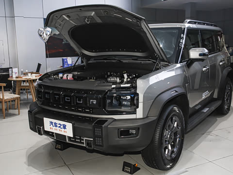 2026�� 2.0TD XWD ����