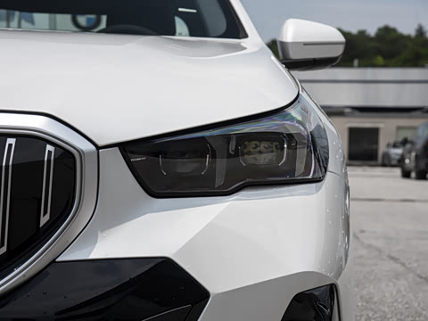 2026�� 525i M�˶���װ