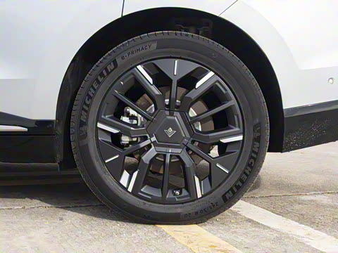 2025�� 670 Max��