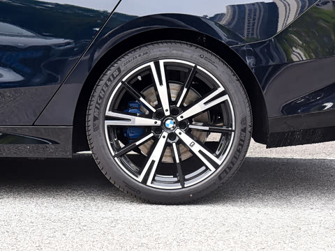 2026�� 530i ������ M�˶���װ