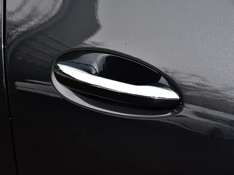 2026�� GLC 300 L 4MATIC ������ 5��