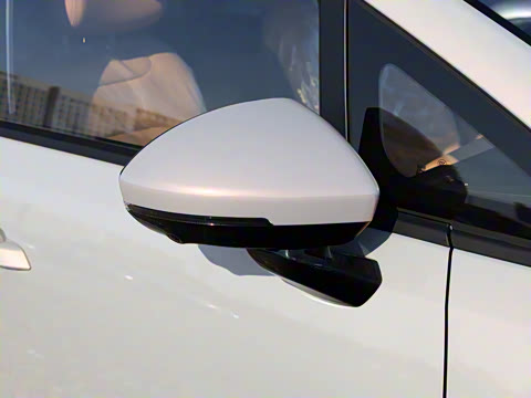 2025�� 1.5T CVT ��Ӣ��