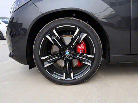 2025�� M50 xDrive