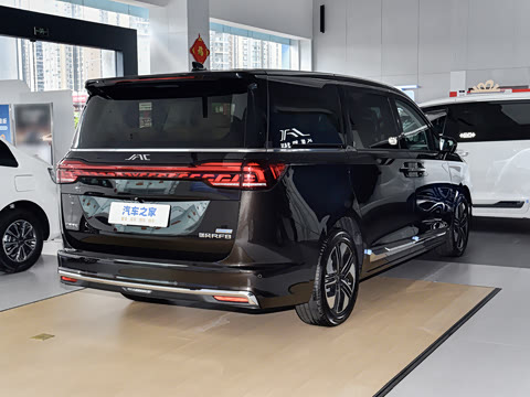 2025�� ���ɰ� 1.5T  252KM �콢L�� ��Ԫ�