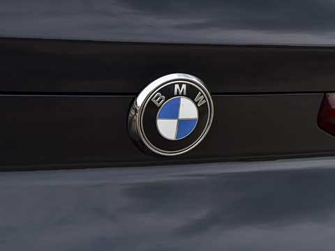 2026�� xDrive40i M�˶���װ