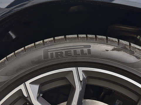 2026�� xDrive40i M�˶���װ