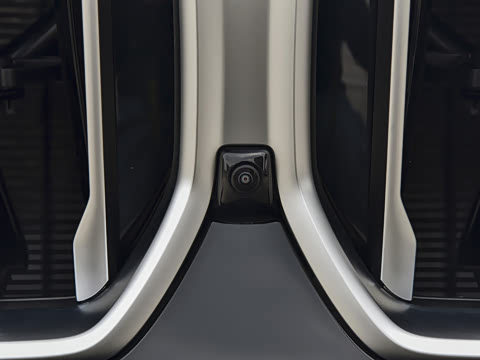 2026�� xDrive40i M�˶���װ