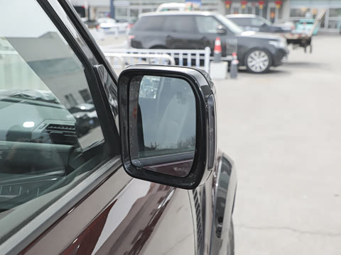 2026�� 110 3.0T P400 �����ر��