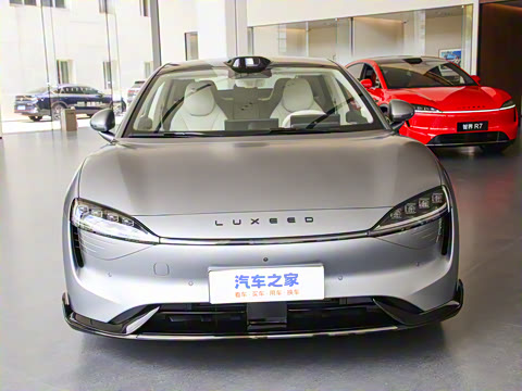 2025�� 705km Max