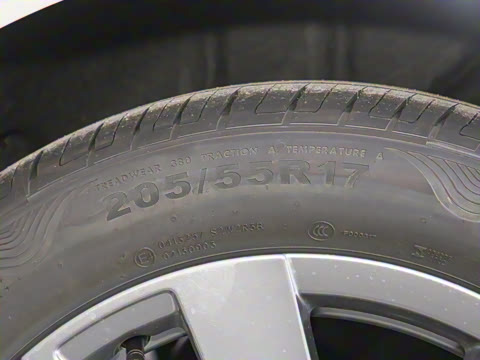 2026�� ���L 300TSI �趯��