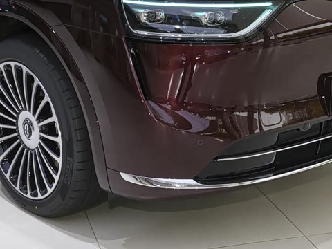 2025�� ���� Ultra�� 53.4kWh 6���� (896�߼����״