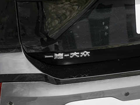 2026�� �Ŀ� ̽��L 300TSI ������Ӣ