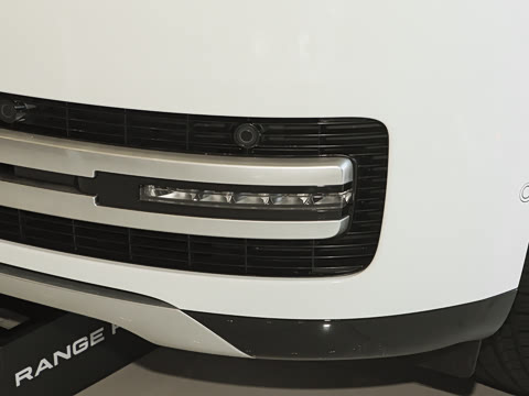 2025�� 3.0 L6 400PS �����ӳ���